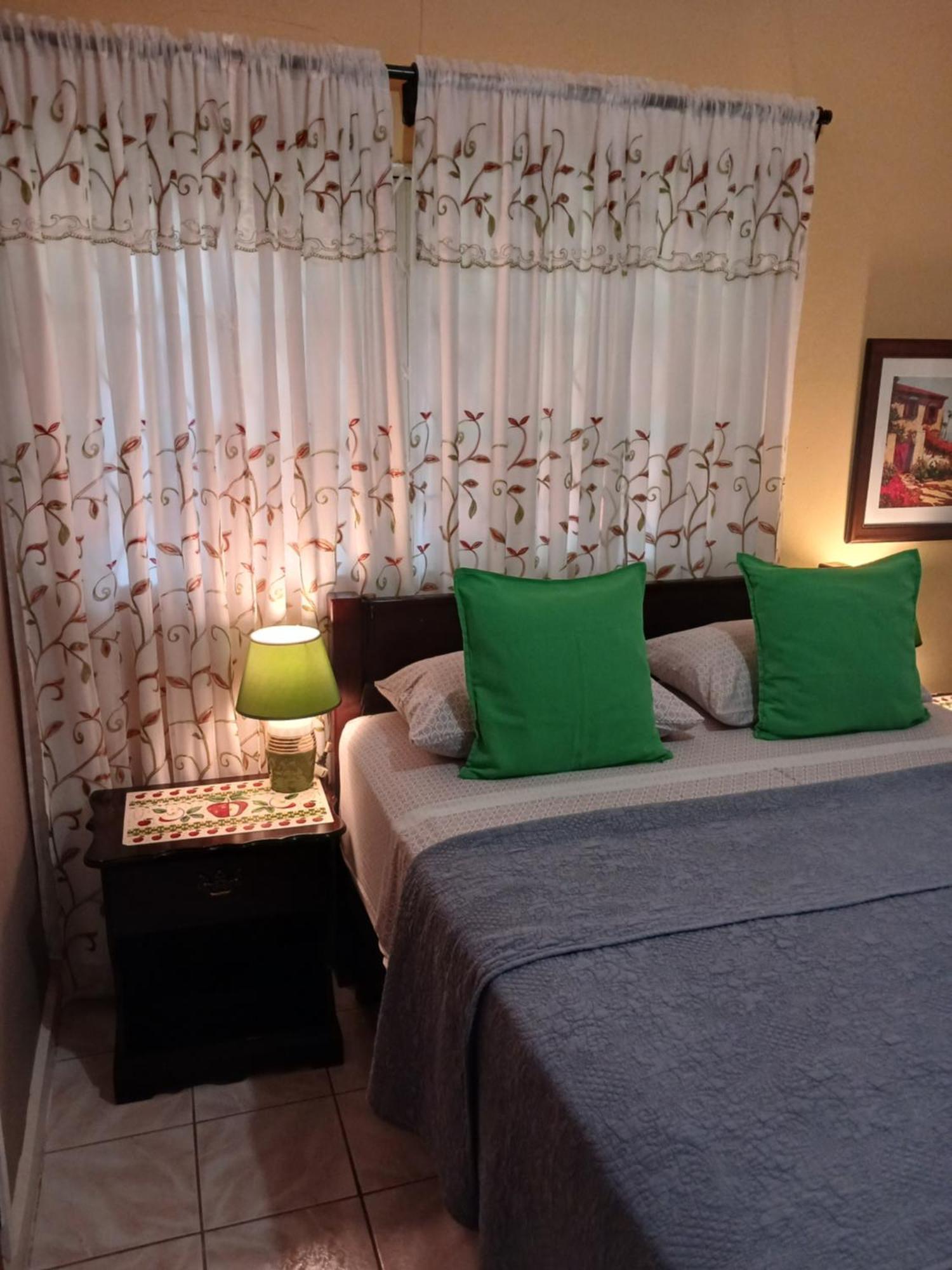 Ultimate Freedom Bed And Breakfast Santa Cruz Dış mekan fotoğraf
