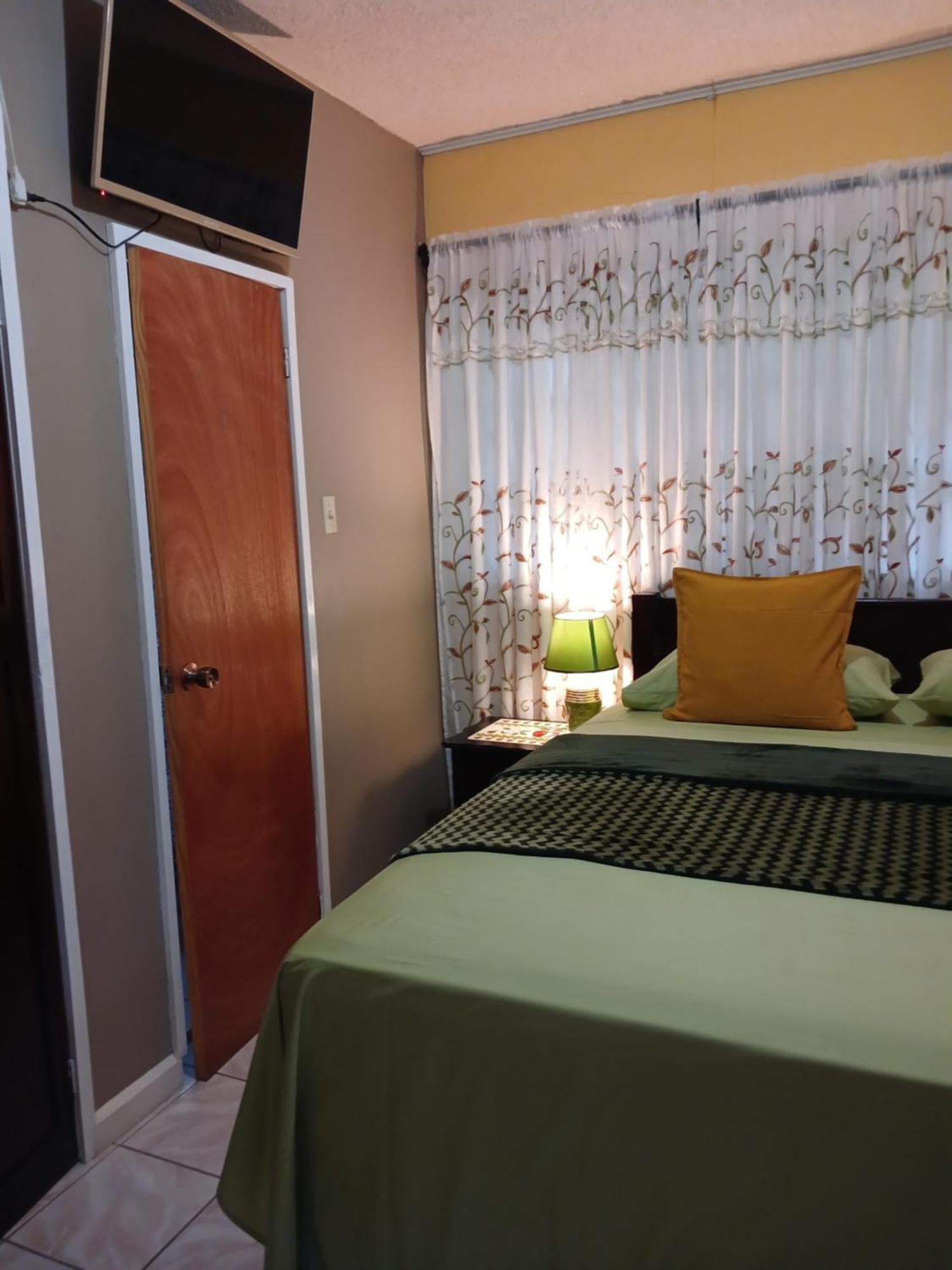 Ultimate Freedom Bed And Breakfast Santa Cruz Dış mekan fotoğraf