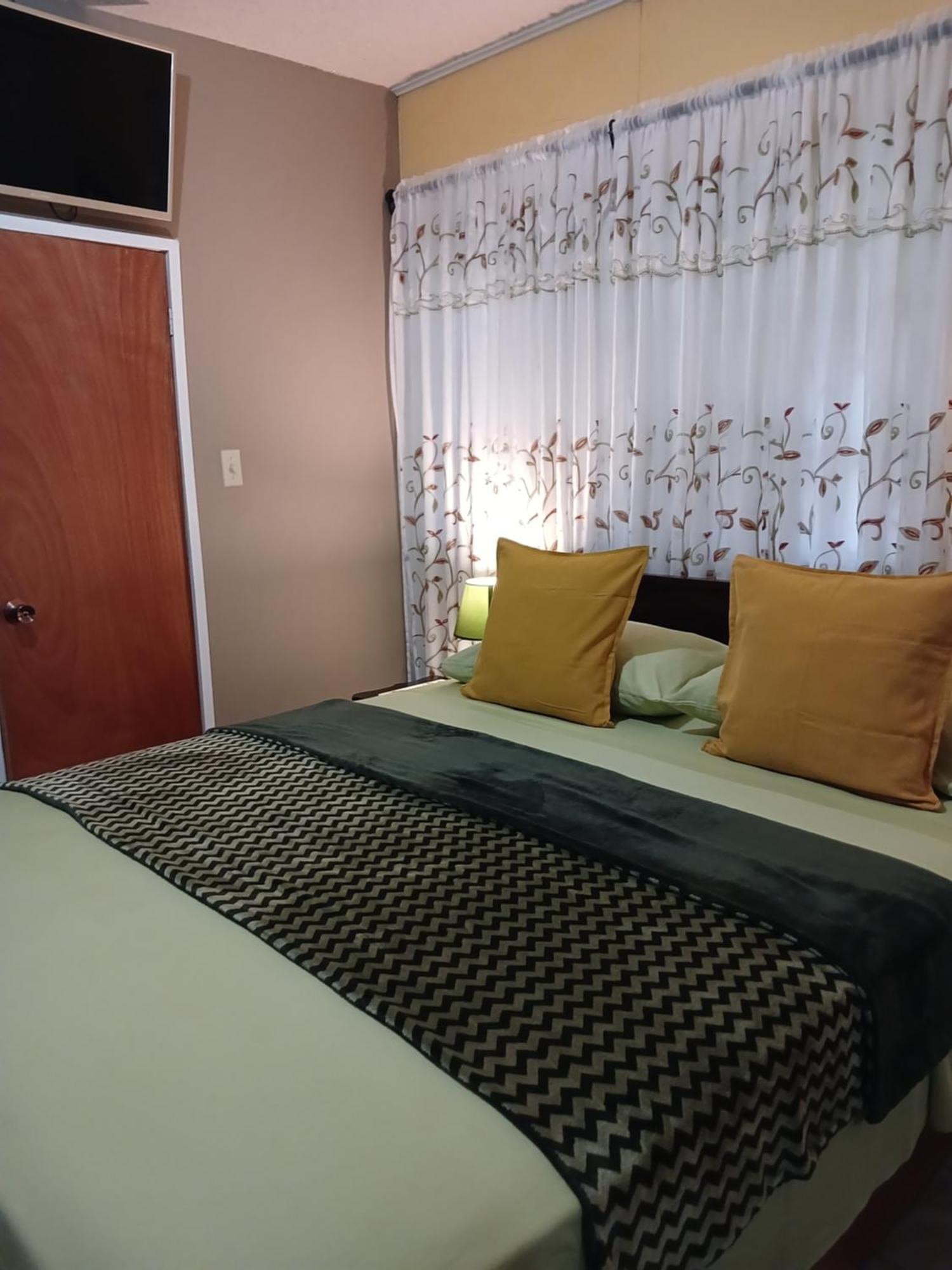 Ultimate Freedom Bed And Breakfast Santa Cruz Dış mekan fotoğraf