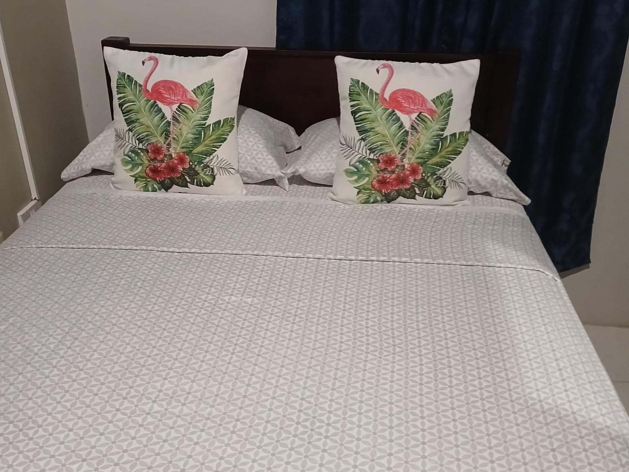 Ultimate Freedom Bed And Breakfast Santa Cruz Oda fotoğraf